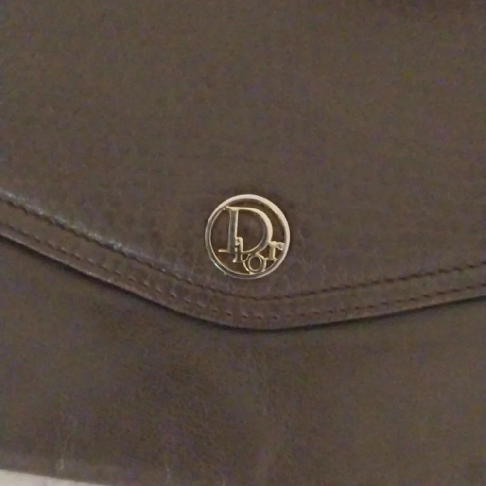 Dior wallet